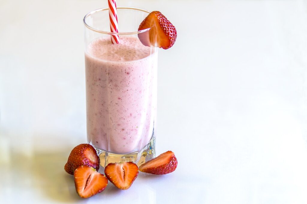 how make to strawberry smoothie  without yogurt